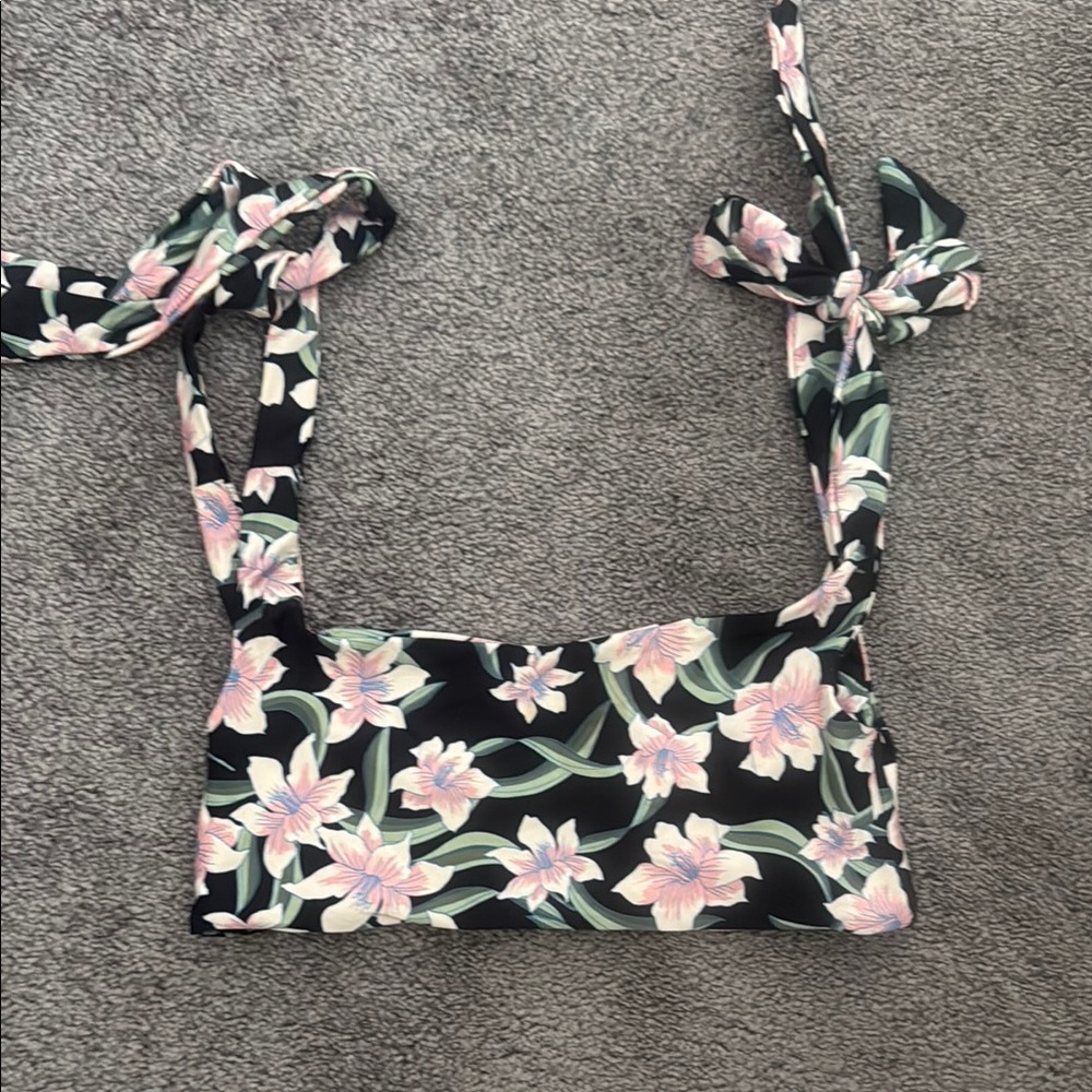 Kasa Kai swimwear bikini top